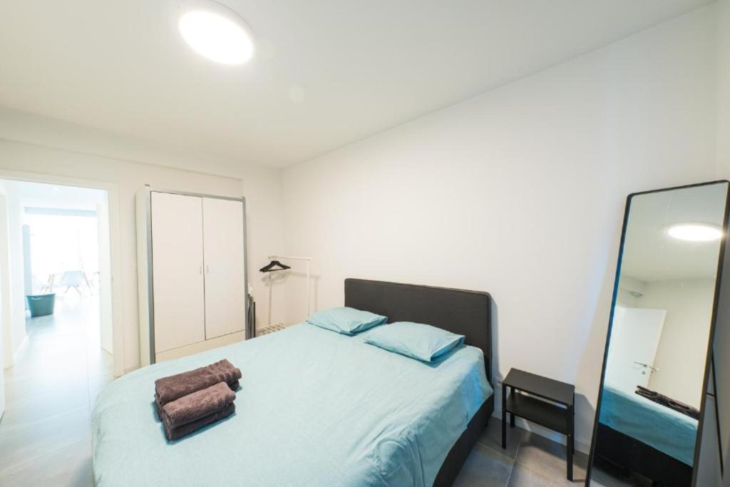 Luxury Apartment With Free Parking オステンド エクステリア 写真